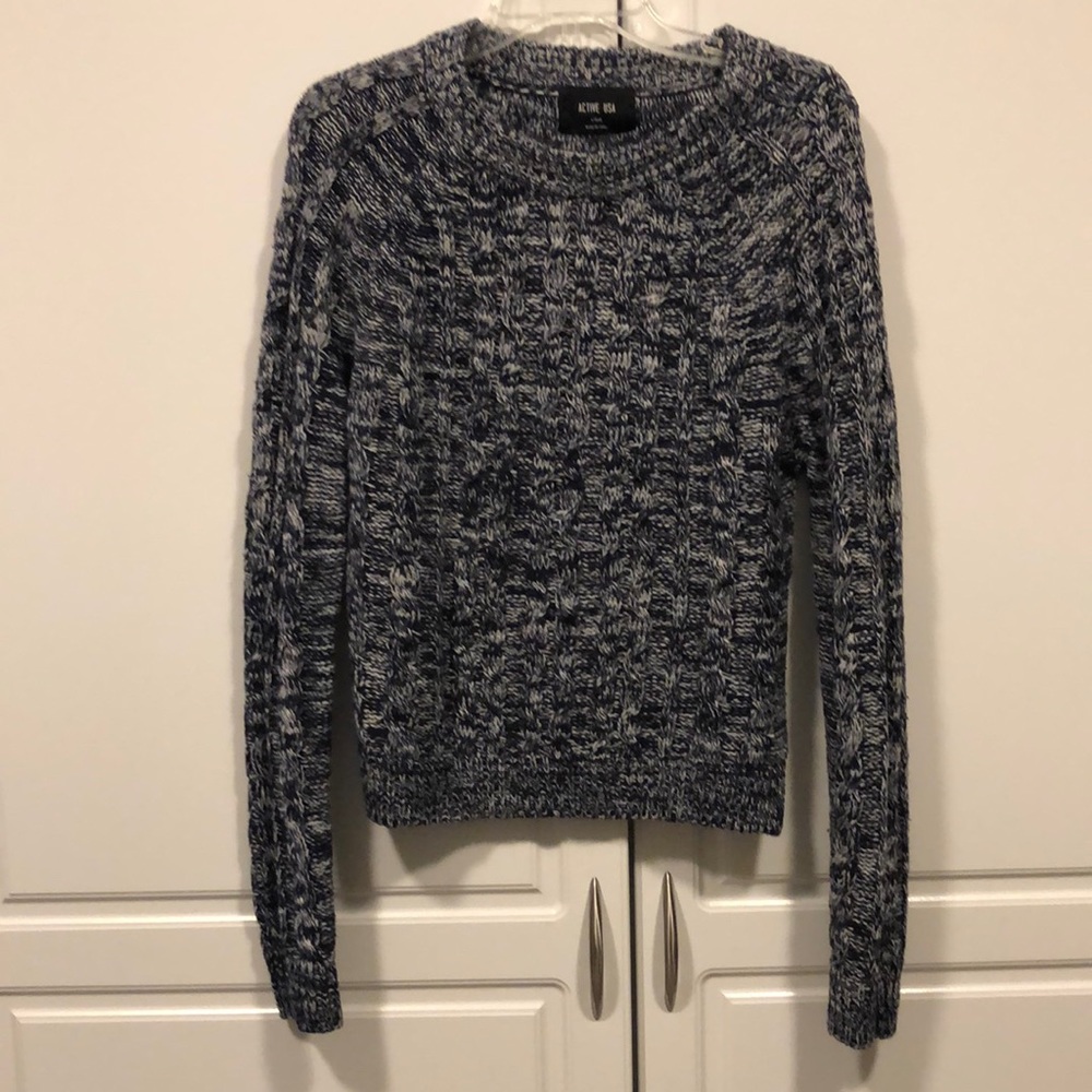 Active USA sweater Women's Large L blue white long sleeve cable knit sweater EUC